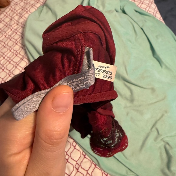 Aerie Maroon Lace Lined Spaghetti Strap Bralette Bra - Picture 4 of 4